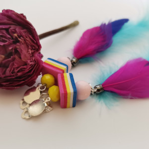 Klipsy ja kocham tęczę to z szarością