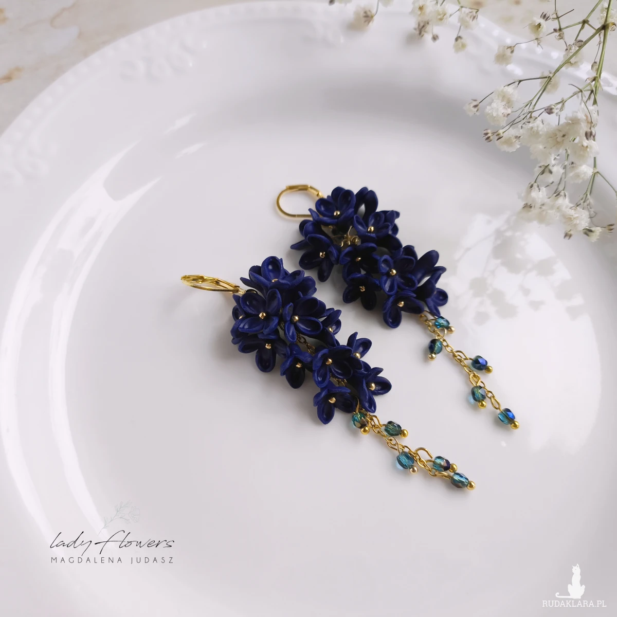 Kolczyki z gantowymi kwiatuszkami