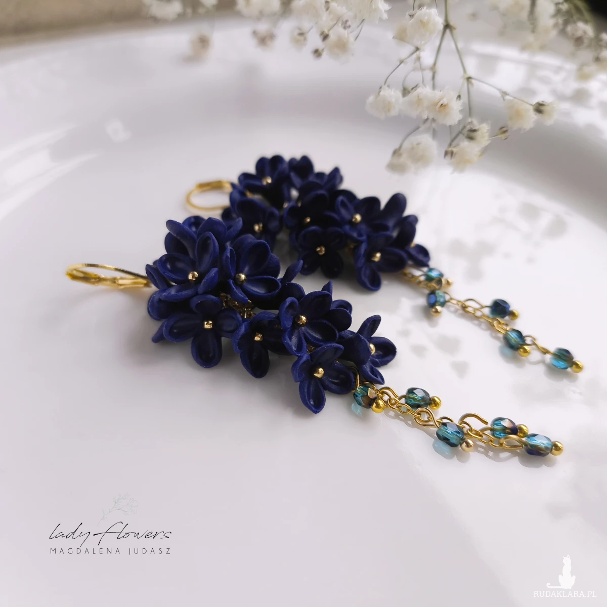 Kolczyki z gantowymi kwiatuszkami