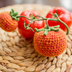 Szydełkowy pomidor