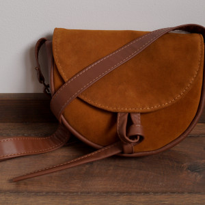 DziewAnna Torebka Skórzana Półokrągła Podkówka Zielona