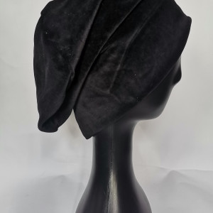 Czapka czarna welur miękka unisex smerfetka  unisex one