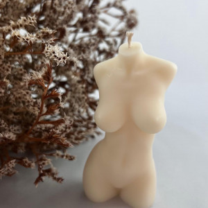 Świeca sojowa kobieta body