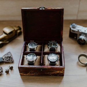Pudełko na zegarki, bransoletki i łańcuszki, Drewniane na zegarki, bransoletki i łańcuszki