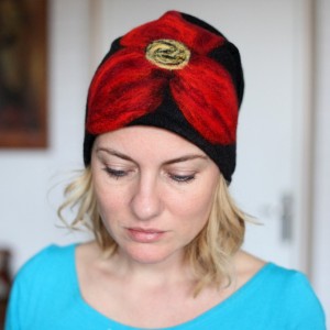 czapka czarna wełniana handmade