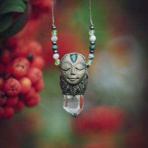 Naszyjnik ze srebrzystym Leśnym duszkiem