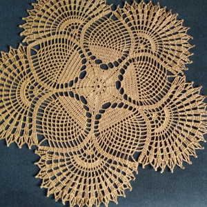 Ruda, jesienna serwetka w orzeszki i wachlarze