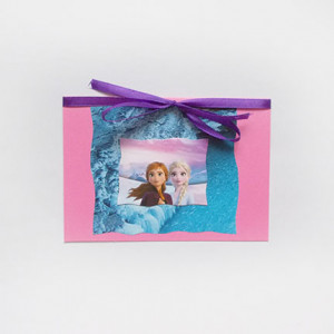 bajkowe kartki na Boże Narodzenie, świąteczna kartka dla dziewczynki, kartka kraina lodu, frozen kartka, kartki dla dzieci, zima kartka, elsa kartka