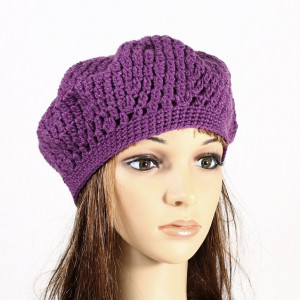 Wrzosowy beret robiony na szydełku