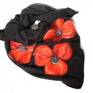 czarna chusta handmade wełniana