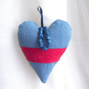 serduszko zawieszka, serduszko ozdoba, serduszko dekoracja do domu, Boże Narodzenie ozdoba, świąteczna dekoracja, zawieszka na choinkę