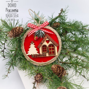 Bombka z konikiem-czerwona