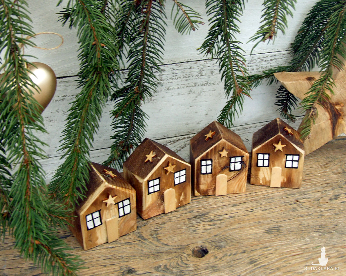 Małe drewniane domki do dekoracji - Brązowe