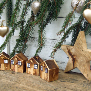 Małe drewniane domki do dekoracji - Brązowe