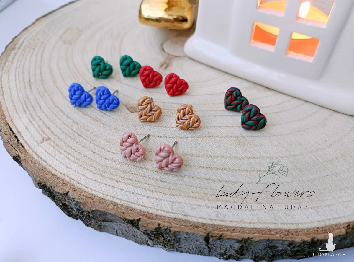 Kolczyki sweterkowe serduszka