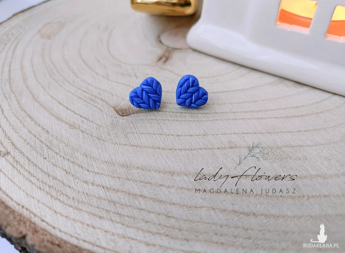 Kolczyki sweterkowe serduszka