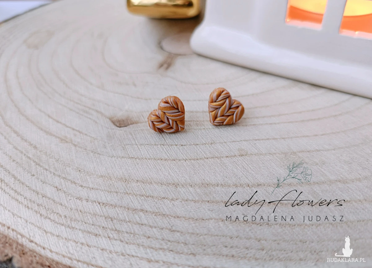 Kolczyki sweterkowe serduszka