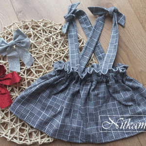 Spódniczka dziewczęca 2w1 z odpinanymi szelkami r.86