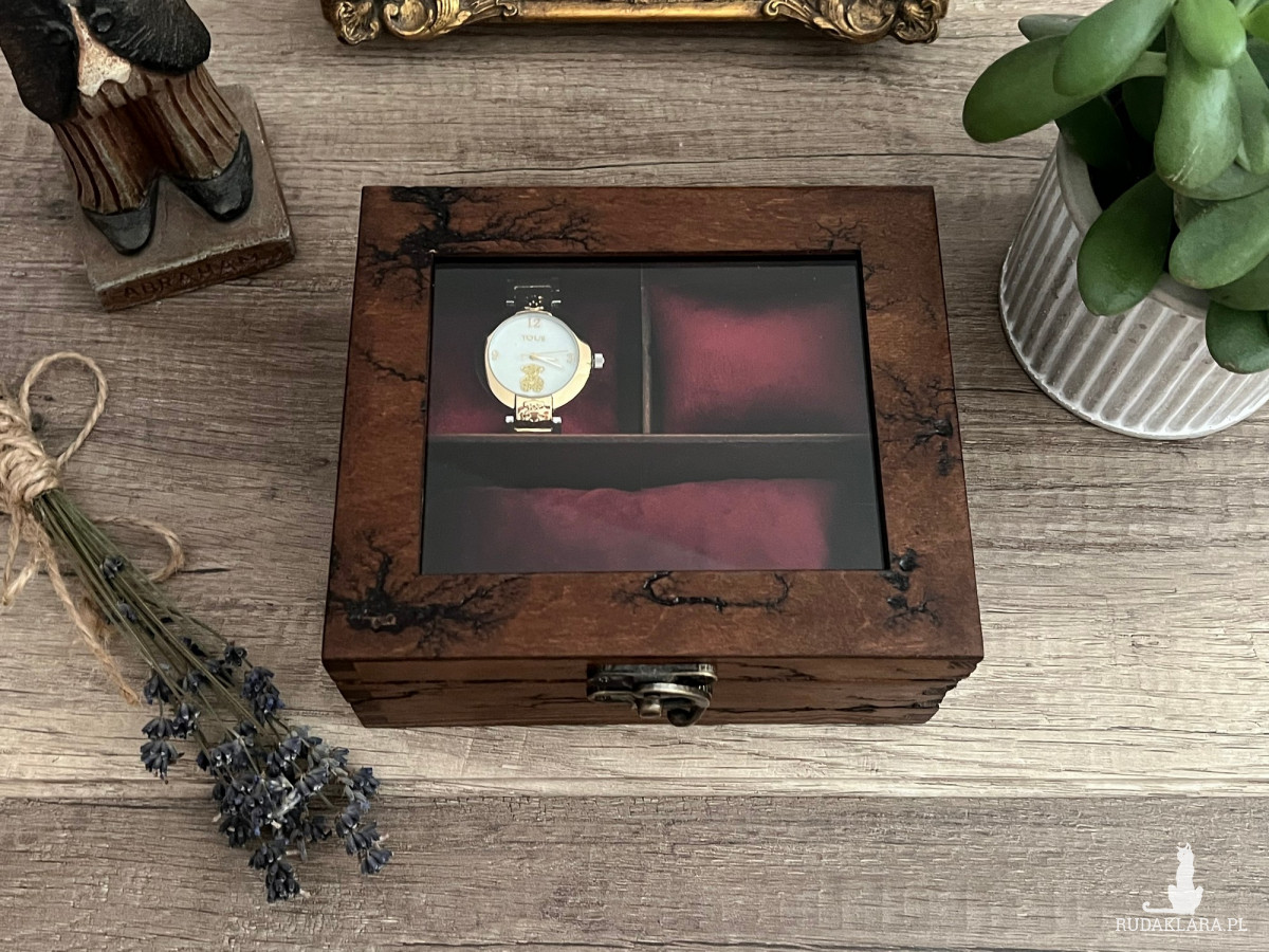 Pudełko na zegarki, bransoletki i łańcuszki, Drewniane na zegarki, bransoletki i łańcuszki