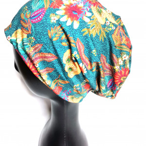 Czapka dzianinowa w kwiaty na podszewce