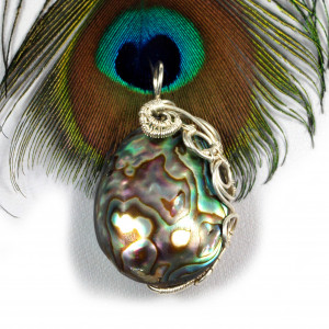 Muszla abalone, Srebrny wisior z muszlą abalone wire wrapped, prezent dla niej, prezent dla mamy, ręcznie robiona biżuteria autorska