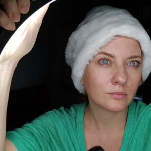 Czapka futrzana zimowa biala