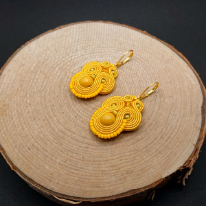 ŻÓŁTE WISZĄCE KOLCZYKI SUTASZ