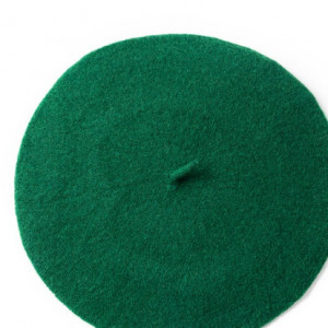 beret kolorowy bardzo miły i twarzowy