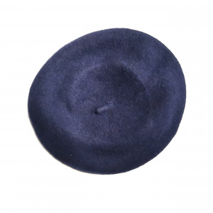 beret kolorowy bardzo miły i twarzowy