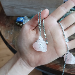 Naszyjnik z Kwarcem różowym