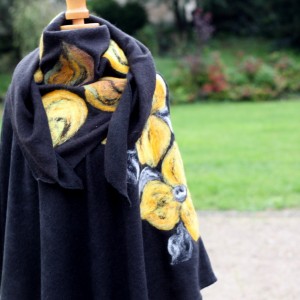 czarne damskie poncho filcowane