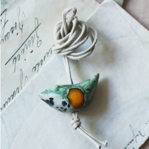 Rudzik wisior na sznureczku