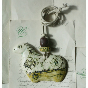 Wisior etno z koniem