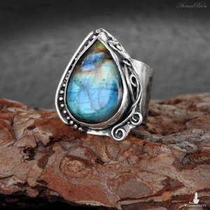 Pierścionek z labradorytem duży regulowany