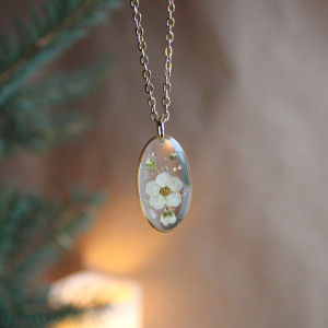 Złota zawieszka złoty wisiorek naszyjnik żywica z żywicy kwiaty z kwiatami jajowata retro naturalna różowe delikatna dziewczęca kobieca