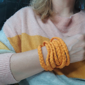 Bransoletka dzianinowe uniwersalna