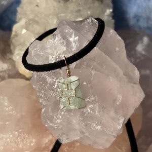 kryształowy naszyjnik: zielony awenturyn