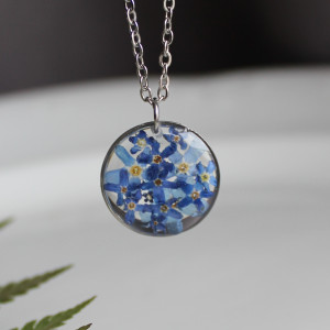 Srebrna zawieszka srebrny wisiorek niezapominajki kwiat naszyjnik żywica z żywicy kwiaty z kwiatami niezapominajka z niezapominajkami