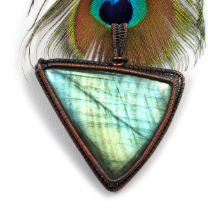 Labradoryt, Miedziany wisior z labradorytem, ręcznie wykonany, prezent dla niej prezent dla mamy prezent urodzinowy prezent dla żony,