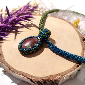 Camillion - naszyjnik z naturalnym jaspisem Smocza Krew