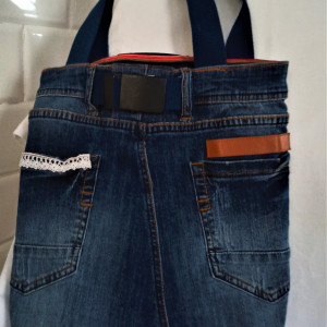 Shopperka z klamrą i kieszeniami