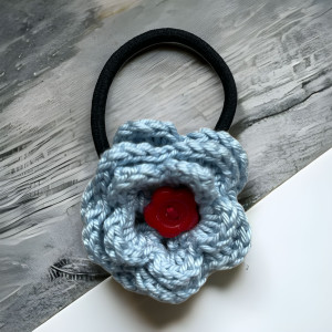 Gumka do włosów z szydełkowym kwiatkiem (424822)