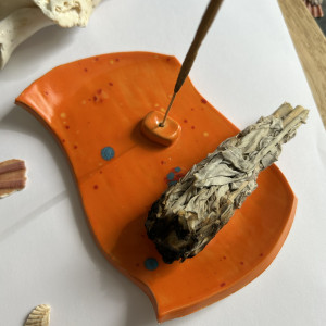 PALOLOPULI podstawka na kadzidełko i palosanto