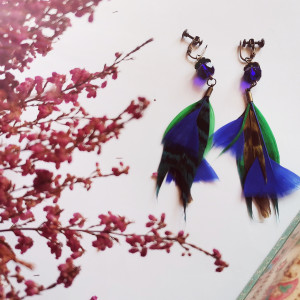 Klipsy pióra etno bardzo zgrabne