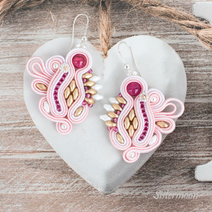 Różowe kolczyki sutasz Romantic