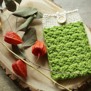 Etui szydełkowe na telefon