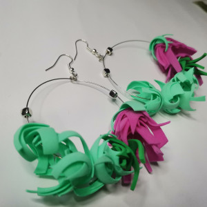 Kolczyki lekkie amarantowe zielone koła