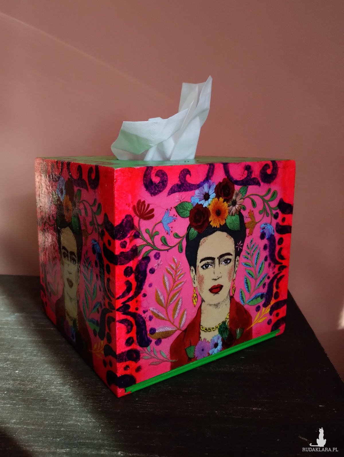 Drewniany kolorowy chustecznik Frida Kahlo klimat Meksyku żywe kolory decoupage