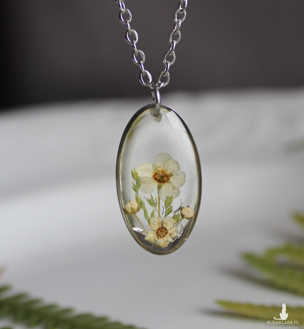 Srebrna zawieszka srebrny wisiorek kwiat naszyjnik żywica z żywicy kwiaty z kwiatami naturalne żywe kwiaty zielona żywica epoksydowa owalna bukiet