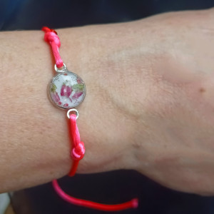 Bransoletka z wrzosem różowa bransoletka z żywicy